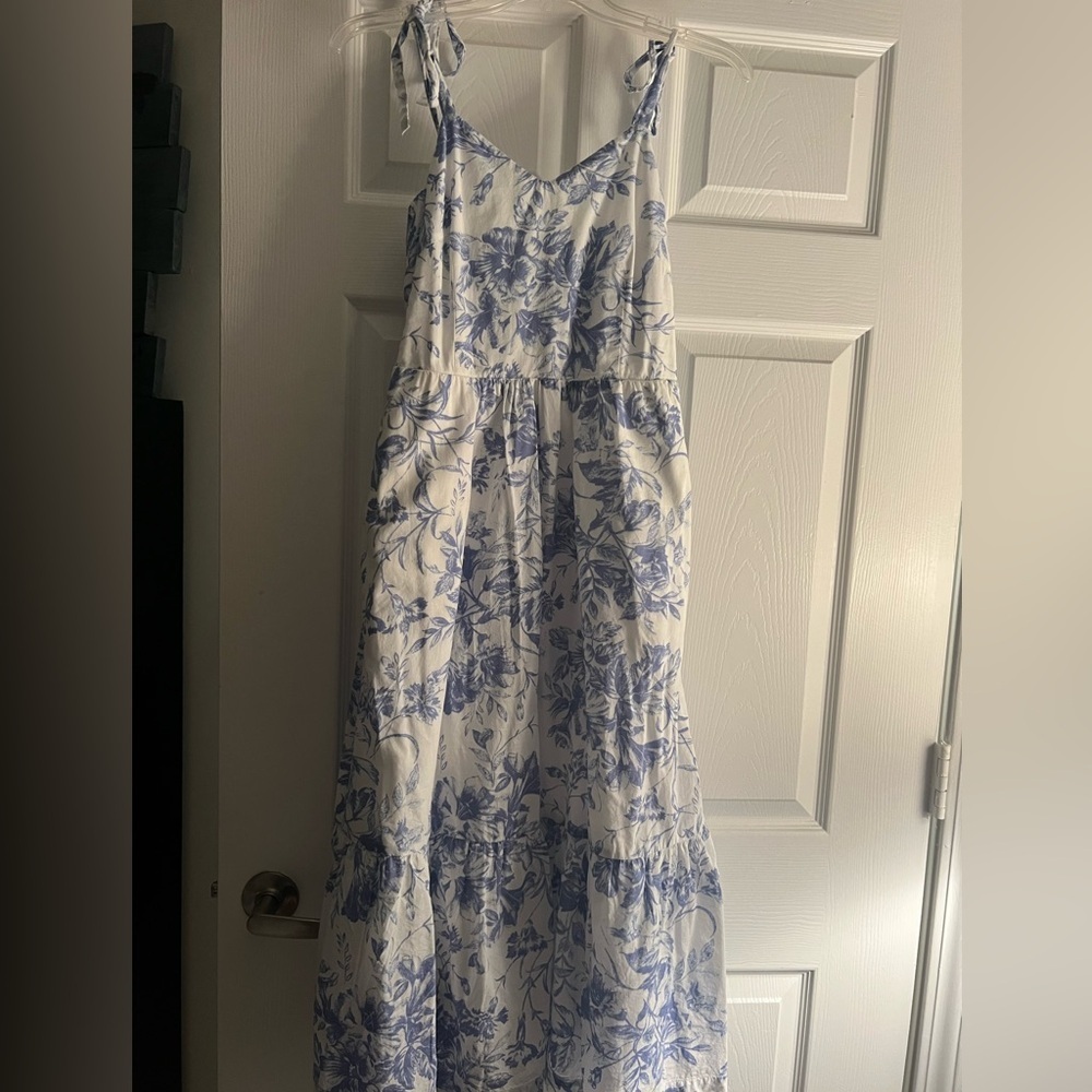 GAP White dress with Blue floral Design